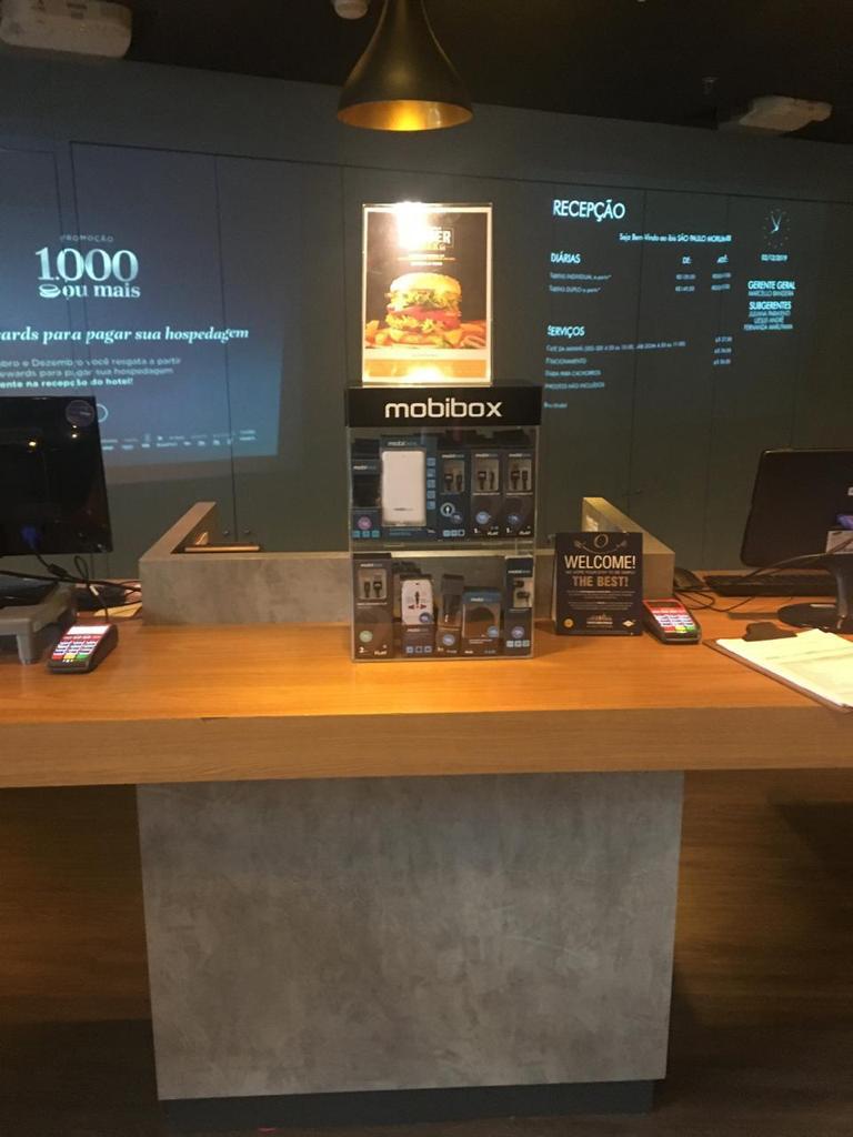Mobibox countertop display